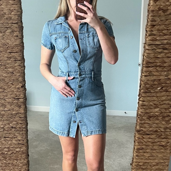 GRLFRND Light Blue Denim dress short sleeve Nashville Texas Dallas jean dress - Picture 8 of 10